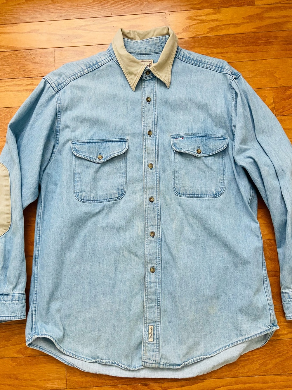Woolrich Denim Shirt‎ L USA 100% Cotton Light Wash Elbow Patch Workwear Heritage